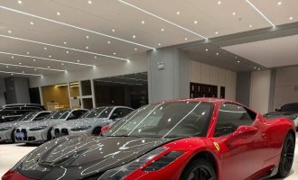 Ferrari 458 (Imported) 2011 model 458 Italia 4.5 Standard Automatic Transmission
