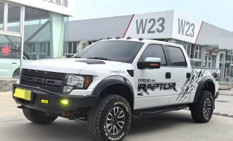 Ford Raptor (Import) 2011 model F-150 SVT Raptor SuperCab 6.2 automatic transmission