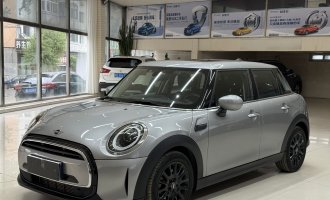 MINI ONE 2023, 1.5T, gray, five-door variant  