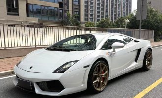 Lamborghini Gallardo (Imported) 2012 model LP560-4 5.2 Manual Transmission