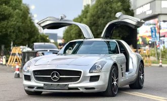 Mercedes-Benz SLS AMG (Imported) 2011 model SLS AMG 6.2 automatic transmission