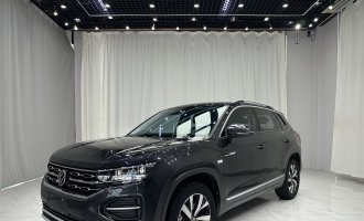 Volkswagen Tayron, black, 2022 model, 280TSI, front-wheel drive version with Luxury Intelligent Link  