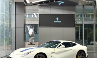 Ferrari F12 Berlinetta (Imported) 2013 model F12 Berlinetta 6.3 Standard Type Automatic Transmission