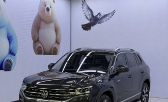 Volkswagen Tayron, black, 2022 model, 280TSI, front-wheel drive version with Luxury Intelligent Link