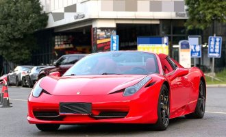 Ferrari 458 (Imported) 2013 model 458 Spider 4.5 US version Automatic transmission