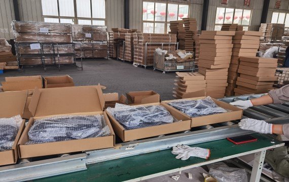 Paquete y entrega del mecanismo de cama plegable