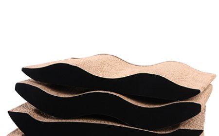 Corrugated Cardboard W-shaped Cat Scratching Board Gains Popularity