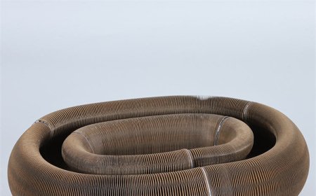 Innovative Cat Scratcher Launched: Transformative Magic Accordion Shape Enhances Feline Happiness