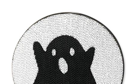 New Ghost Pattern Cat Scratching Board Leads the Scratching Trend