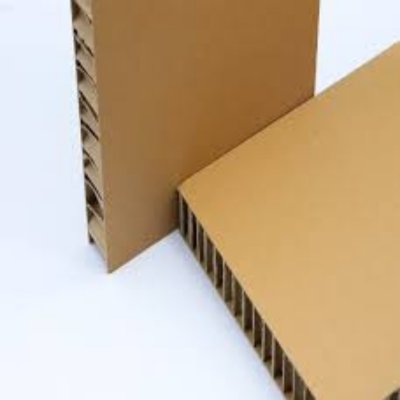High Strength Kraft Honeycomb Paperboard Sheet For Heavy Duty Packaging Honeycomb Board For Pallet Furniture Glass Door Logistics Transport Protection