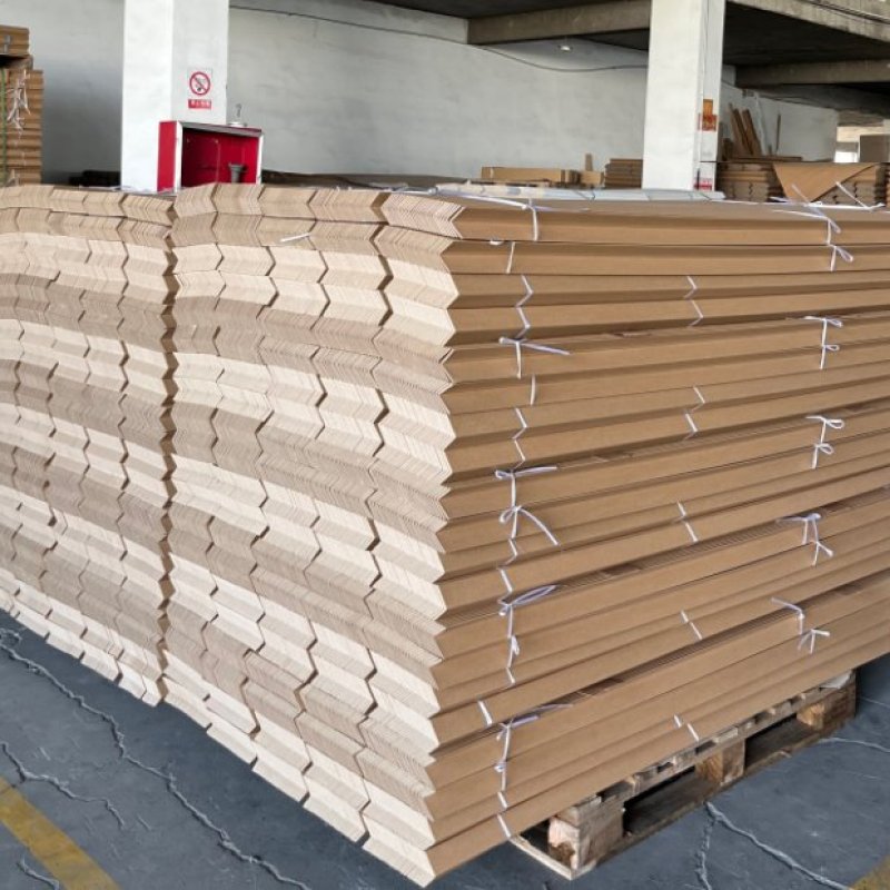 export-packaging-edge-protection-pallet