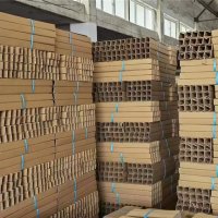 U-shaped paper corner protector packing