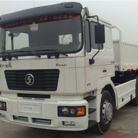 F2000 4X2 340hp tractor truck