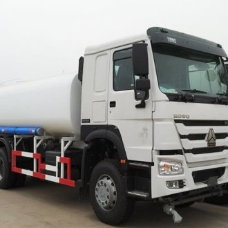 Sinotruk Howo 6x4 water tanker truck