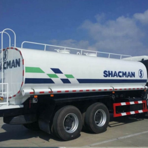 Shacman 6X4 water tanker truck