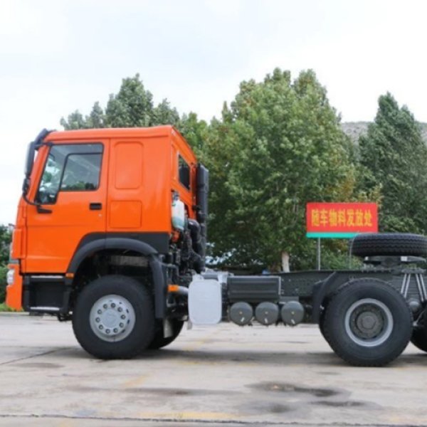 Sinotruk howo 6x4 290hp tractor truck