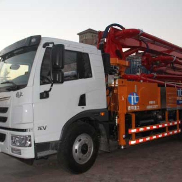 Concrete Pump Truck