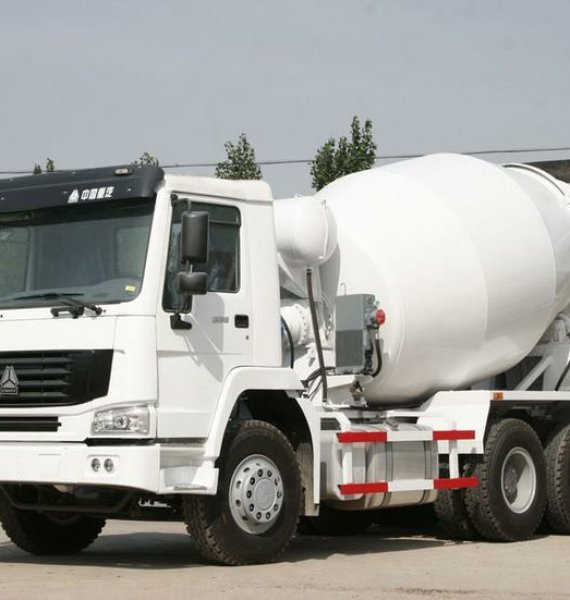 Key Features of Concrete Mixer Trucks for Construction Sites