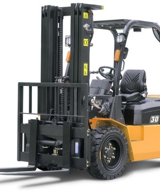 Choosing the Right Forklift for Your Business: Key Factors to Consider