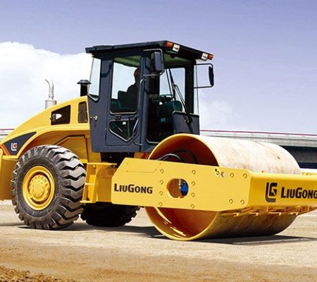 Road Compactor or Roller: Which is the Ideal Hire for Your Project