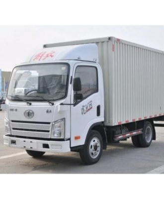 Box Trucks: Why They're Perfect for Urban Deliveries in 2025