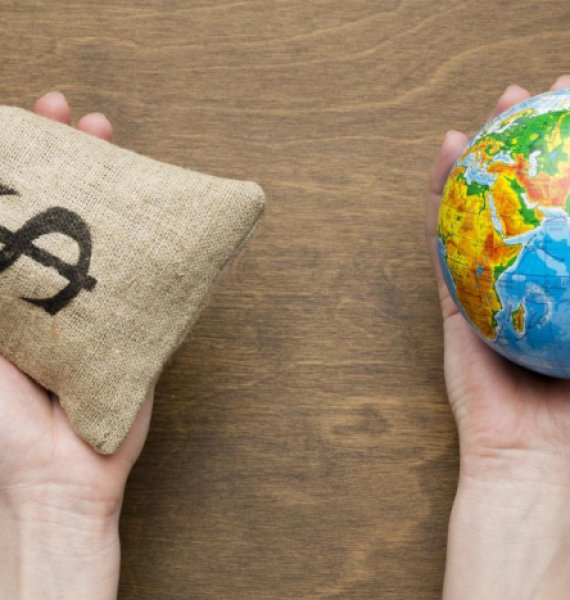 Cost-Saving Tips for Operating Heavy Duty Trucks in Hot Climates