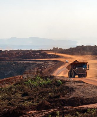 Why Heavy Duty Trucks Matter for Mining and Building