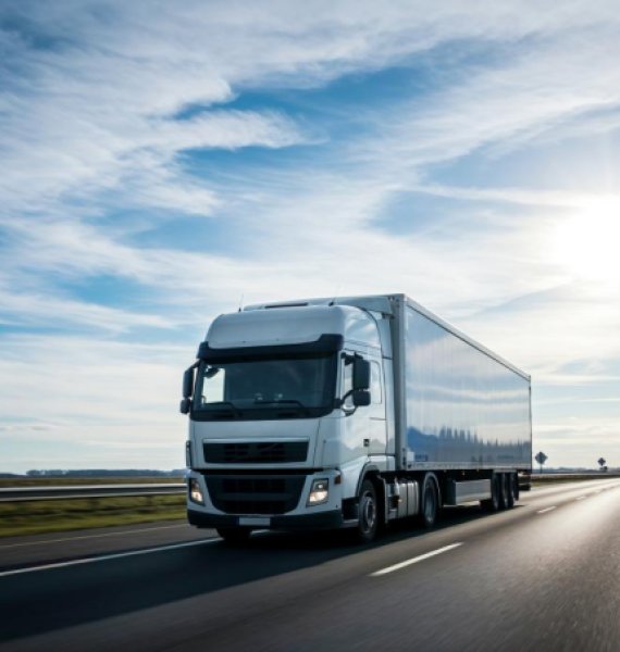 Top 5 Cargo Trucks for Heavy Loads in 2025 – Performance Comparison