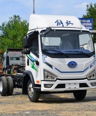 Worried About EV Truck Ra  nge And Charging? How Modern Chinese Models Deliver