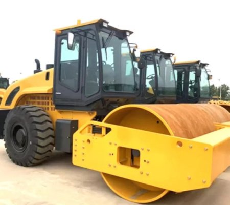 Choosing the Right Road Compactor: Types, Applications & Tips