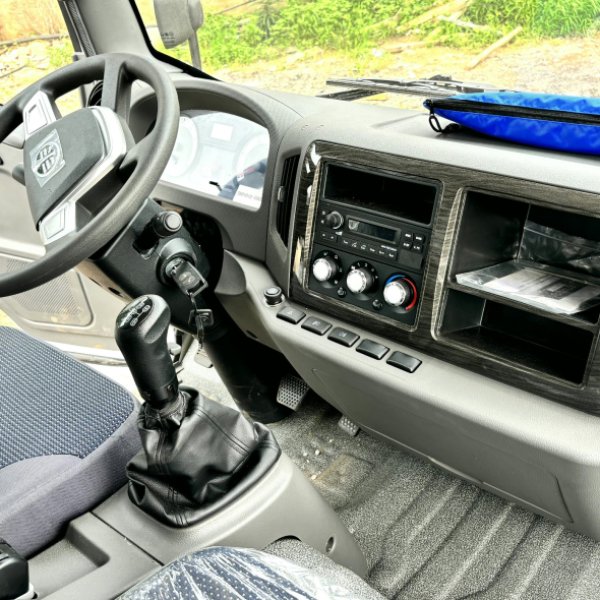 FAW Tiger VH 4×2 Dump Truck