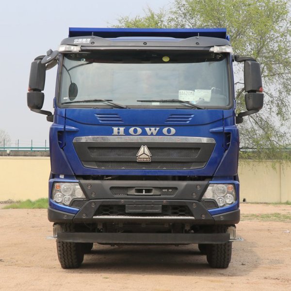 Sinotruk 12 Wheeler Tipper Low Cost Heavy Duty Truck