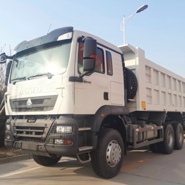 Sinotruk Howo Tipper Truck  - 6x4 Low Maintenance Tipper for Tanzania Road Works