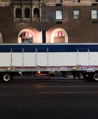 Unlock Superior Stability: Why Tri-Axle Trailers are Ideal for Heavy Loads