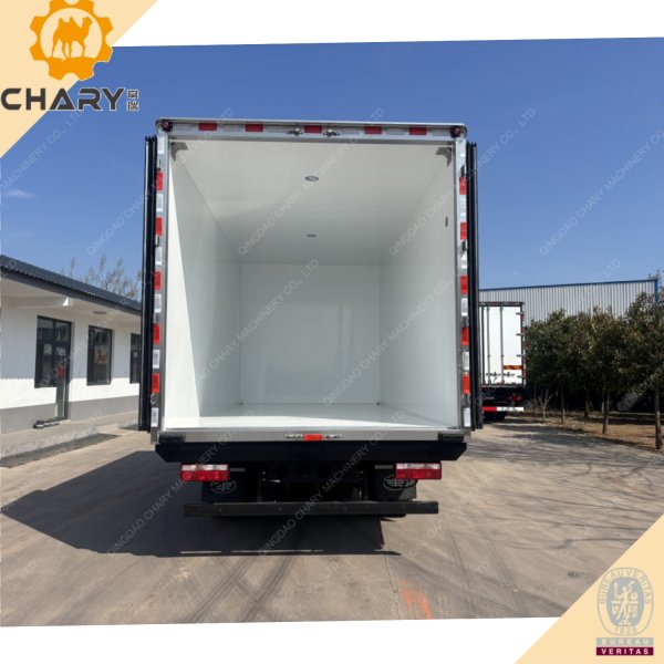 FAW TIGER VH 4X2 CARGO TRUCK 