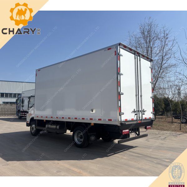 FAW TIGER VH 4X2 CARGO TRUCK 