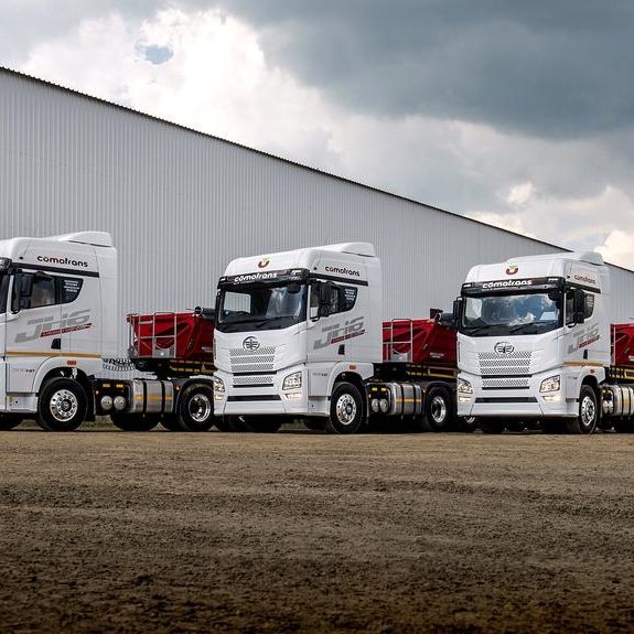 Top FAW Trucks for Long-Haul Transport