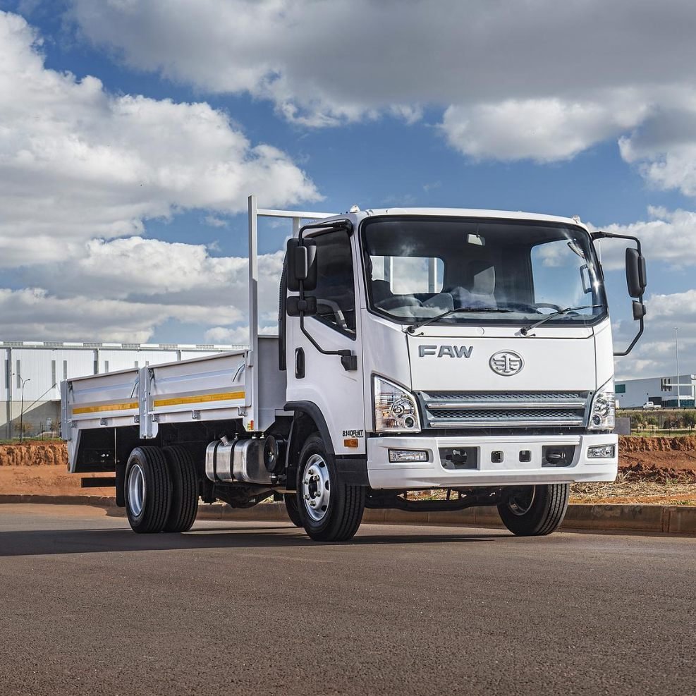 Mix and Match Rigid, Light, and Cargo Trucks for Peak Efficiency