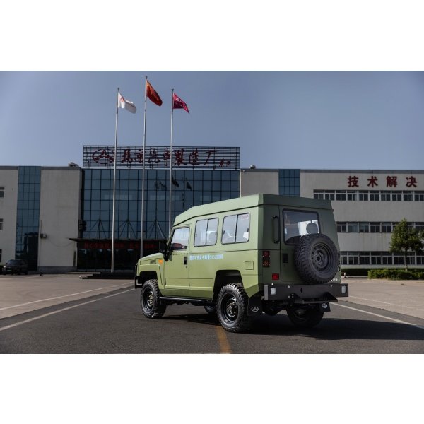 Warrior Series Four-door Six-seat Mining Personnel Carrier