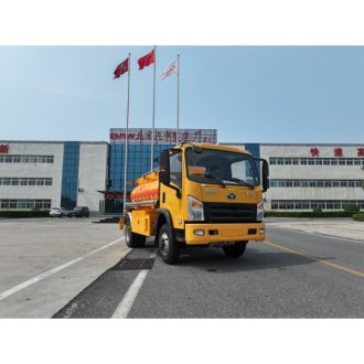 CY-3000/5000 Diesel Trackless Fuel Transport Vehicle