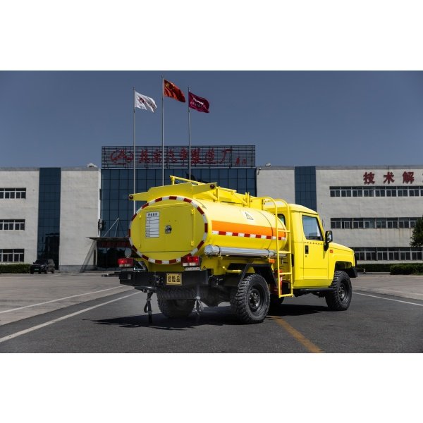 Diesel Trackless Fuel Transport Vehicle CY-2000(A)