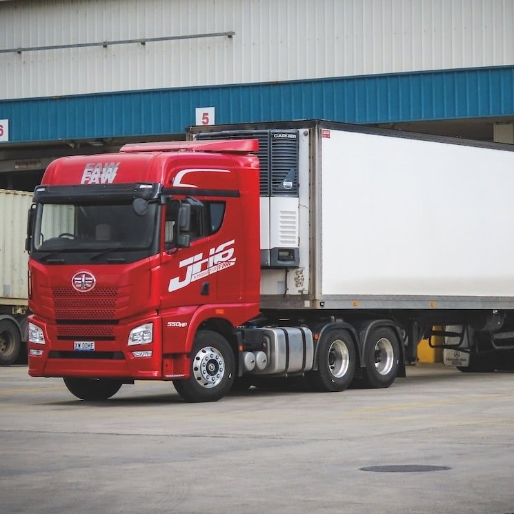 Fleet procurement challenges from fragmented spot-market vendors