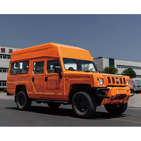 4x4 Warrior High Roof Troop Carrier|Off-Road Forest Fire Prevention Transport Vehicle