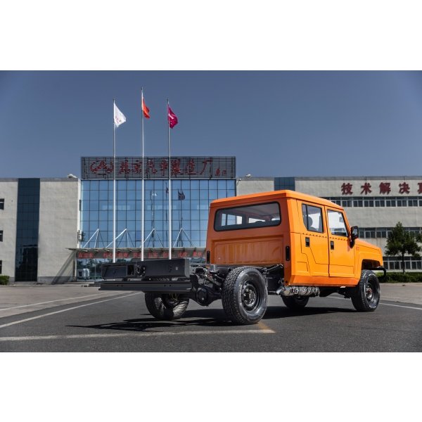 Warrior Double Cab Class II 4WD Chassis For Fire & Emergency Vehicle Modification