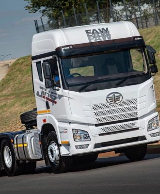 How Modern 6x4 Tractor Trucks Rebalance TCO in High-Inflation Freight Markets