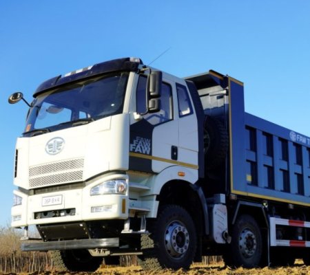 Dump Truck Buying Guide: Choosing the Right Drive Mode (6x4, 8x4, and Off-Road configurations)