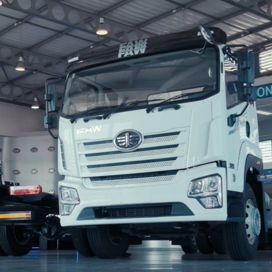Automated Manual Transmissions Improving Fleet Safety and Fuel Savings
