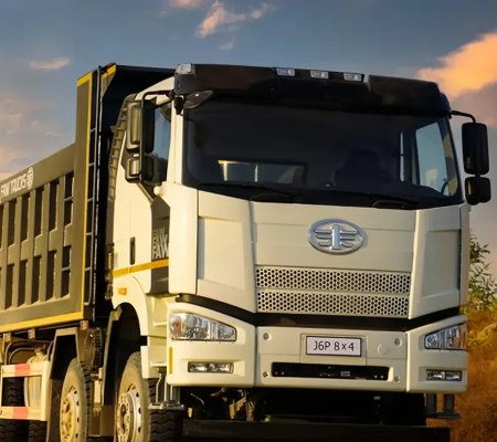 Rigid vs. Articulated Trucks: Strategic Insights for Fleet ROI and Operational Efficiency