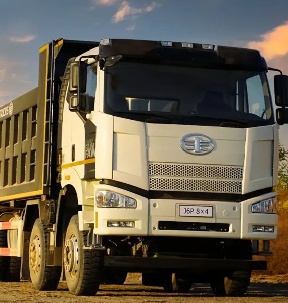 Rigid vs. Articulated Trucks: Strategic Insights for Fleet ROI and Operational Efficiency