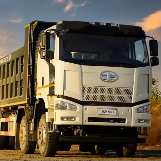 Rigid vs. Articulated Trucks for Fleet ROI and Operational Efficiency